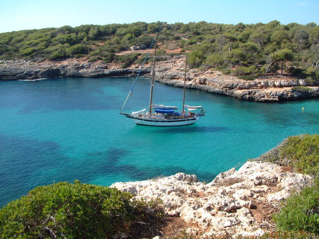 sailing yacht for events