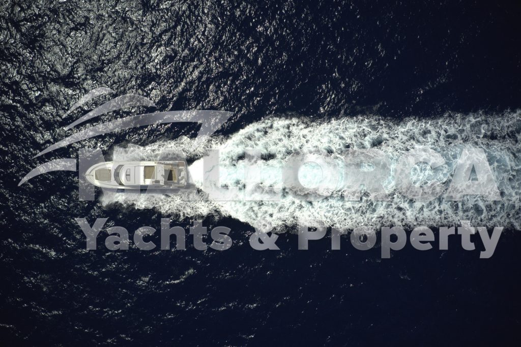LUXURY CHARTER YACHT ATONIKA
